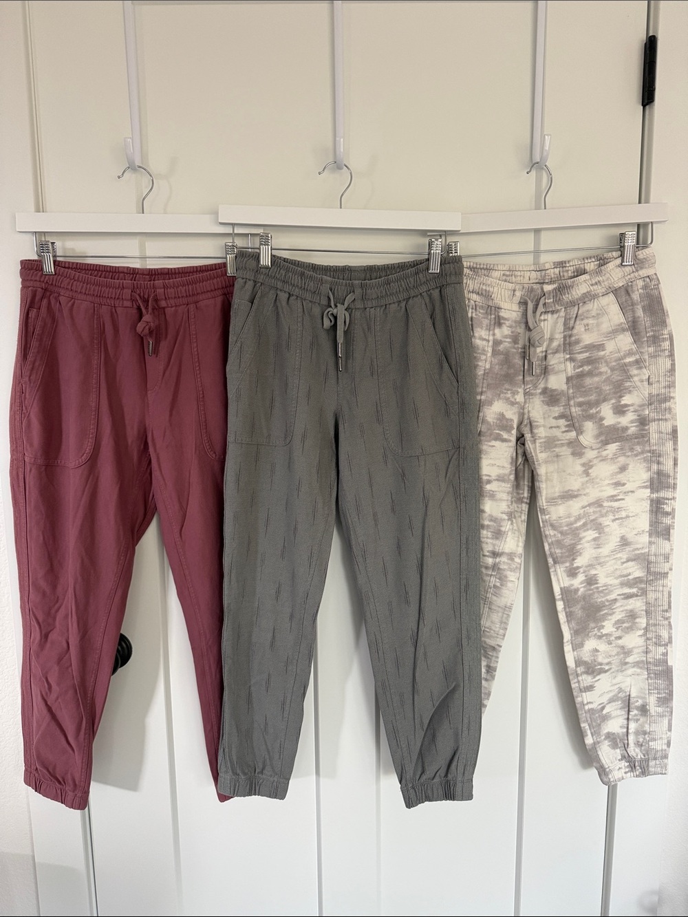 Athleta Farralon Printed Jogger Pants - Mauve, Chambray, and White-Gray